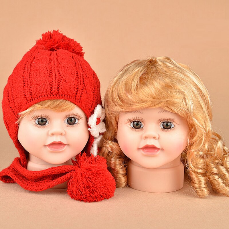! een Paar Nieuw Mooie Realistische Plastic Baby Kind Hoofd Mannequin Hoofd Met Pruik Voor Hoed Cap Display