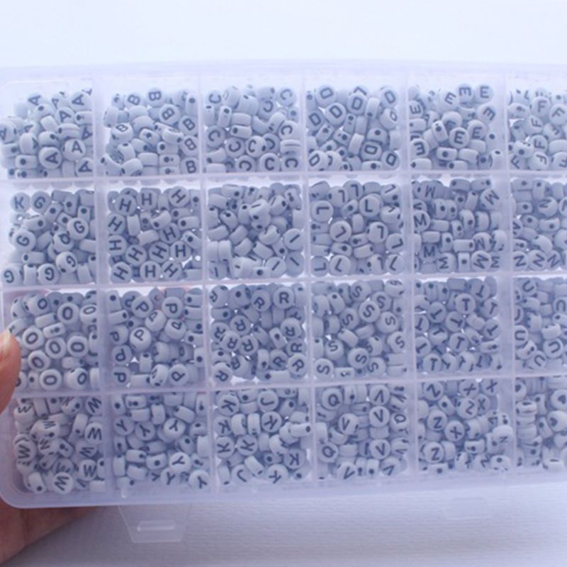 1200 sztuk A-Z alfabet literowy serce białe koraliki akrylowe okrągłe dla DIY tworzenia biżuterii rzemiosło nazwa bransoletki naszyjnik