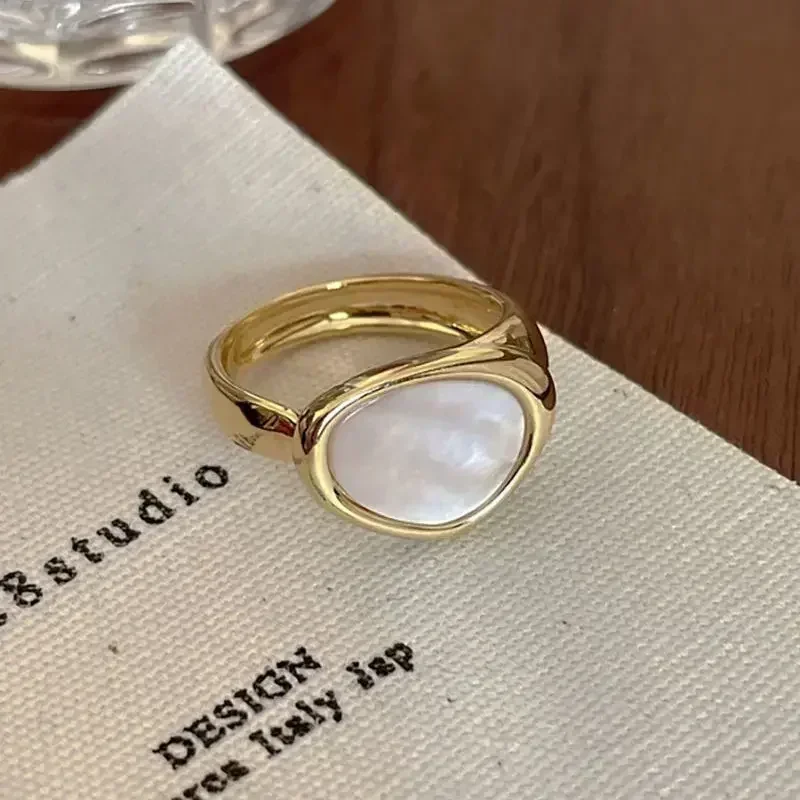 Roestvrij stalen hamerpatroon groot hart opening gouden ring voor vrouwen mode-accessoires textuur sieraden verjaardagscadeaus: Kastanjebruin