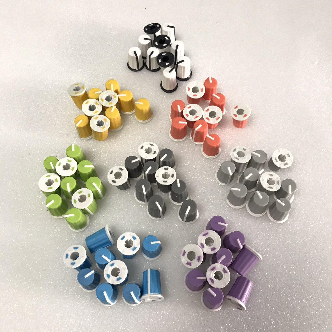 100 stks/partij EQ Cap Equalizer Knop/High School Bass Pot Knop Cap voor Pioneer DJ MIXER DJM djm-2000 900 850 750 700 800: Zilver