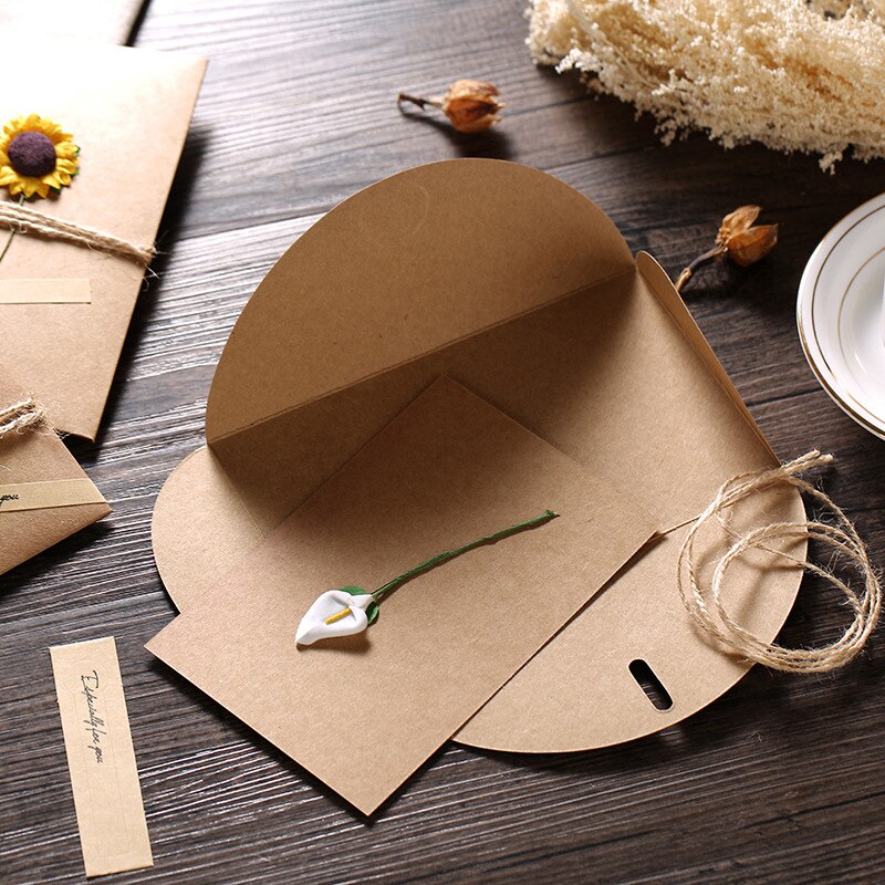 25pcs Kraft Paper Handmade Dry Flower Invitation Greeting Card Birthday Mother's Day with Envelope Christmas Wedding Favors