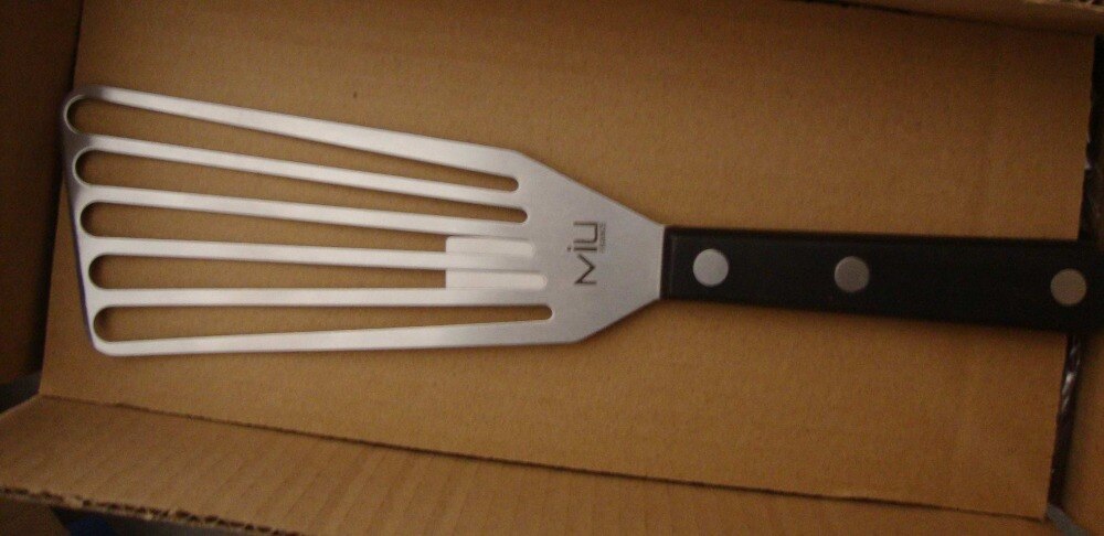 Stainless Steel 11" Thin Flexible Blade - Angled Slotted Turner - (90011)