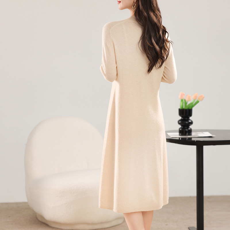 Herbst und Winter Damen kleid 100% Merinowolle Rundhals ausschnitt Langrock Perlen knopf Strick zur Seite fahren Kleid Damen kleid