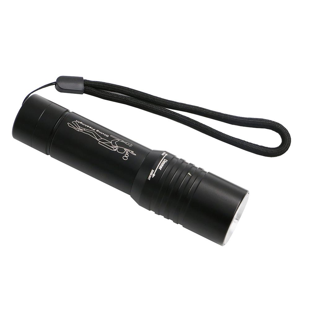 Super bright Diving Flashlight IP68 highest waterproof rating diving light Powered by 18650 battery With hand rope