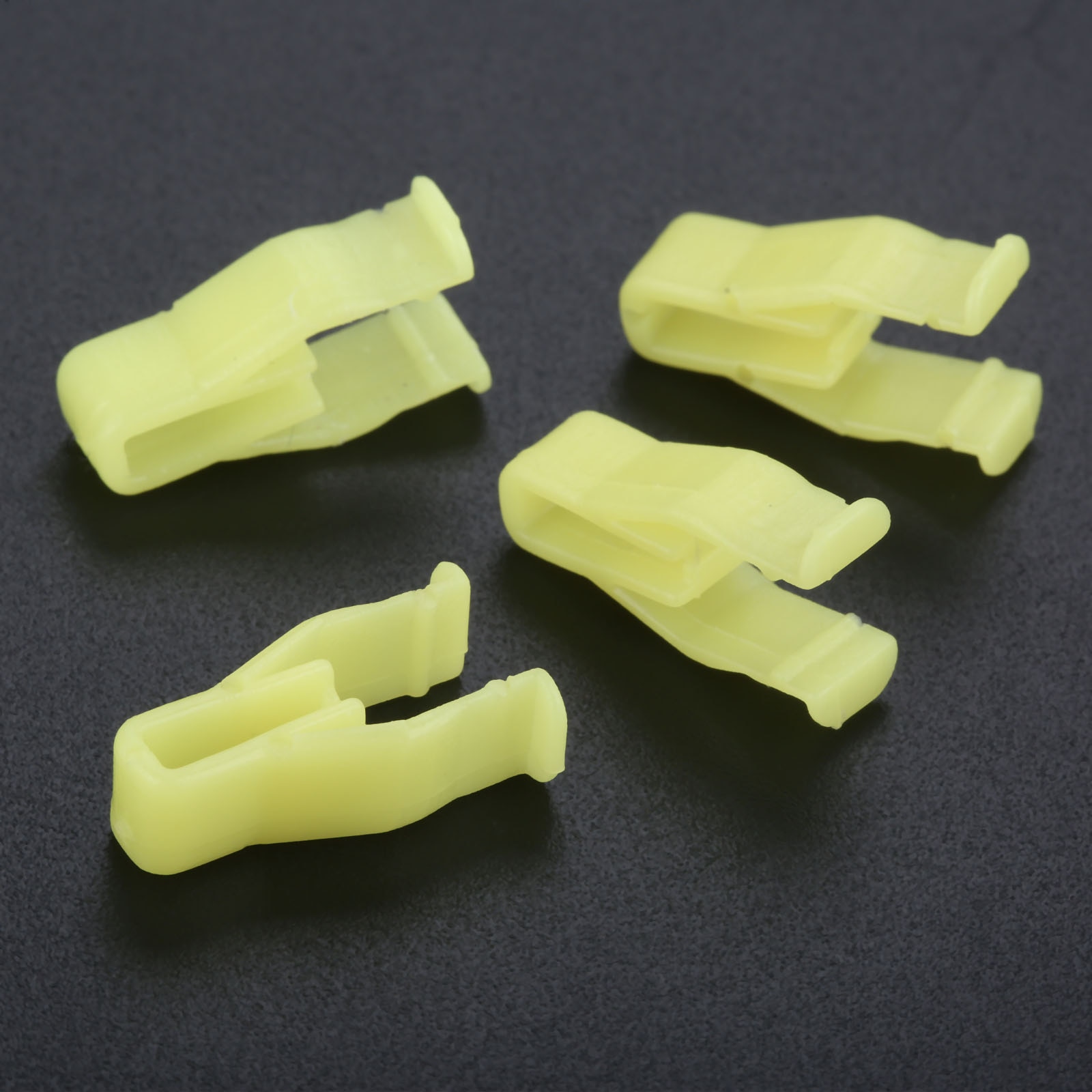 50Pcs Auto Fasteners Car Control Panel Dashboard CD Player Clips Universal Plastic Fastener Clip HE08 Yellow