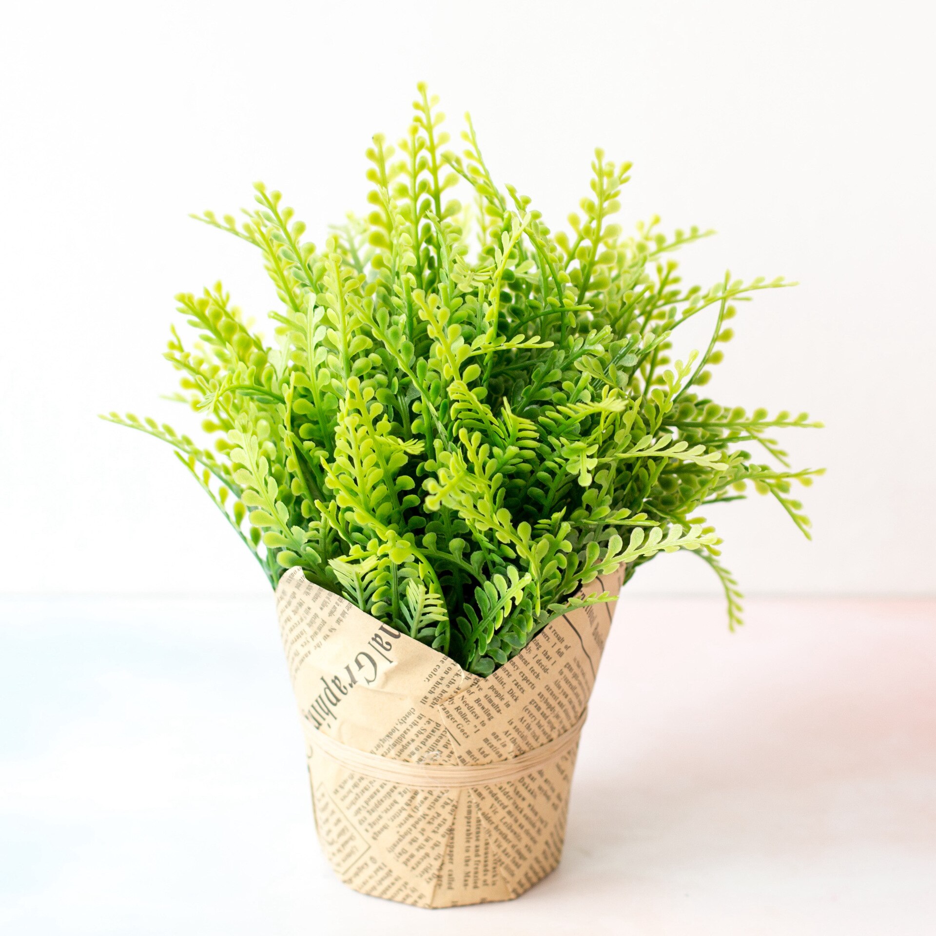 Kunstige grønne planter bonsai simulation plast lille træ potte plante potte ornamenter hjemmebord havedekoration 1 stk.: Feng huang cao zp