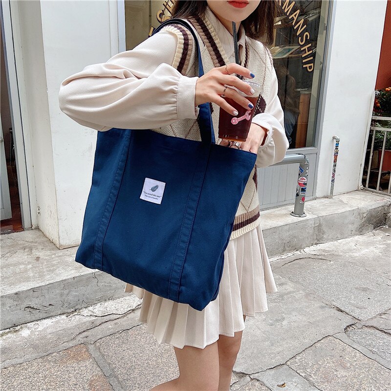 Literature And Art Retro Women's Canvas Shoulder Bag Solid Color Simple Large-Capacity School Bag Outing Lightweight Messenger B: dark blue