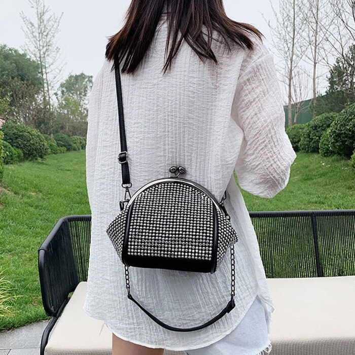 Diamonds Vrouwen Schoudertas Chains Vrouwelijke Crossbody Tas Kleine Kus Lock Vrouwelijke Handtas Pu Lederen Leuke Telefoon Tassen Zwart