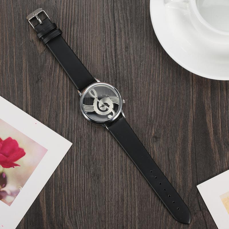 2 kleuren Quartz Analoog Paar Horloge Ronde Hollow Muzieknoot Wijzerplaat PU Band Polshorloge
