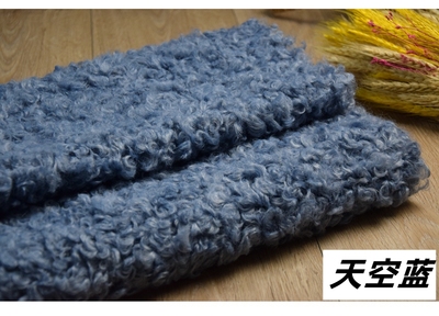 Schapenwol met krullen, geweven imitatiebont, geitenhaar, flanellen bontstof, pluche stof, poppenachtergrondstof, tapijtstof: Ik