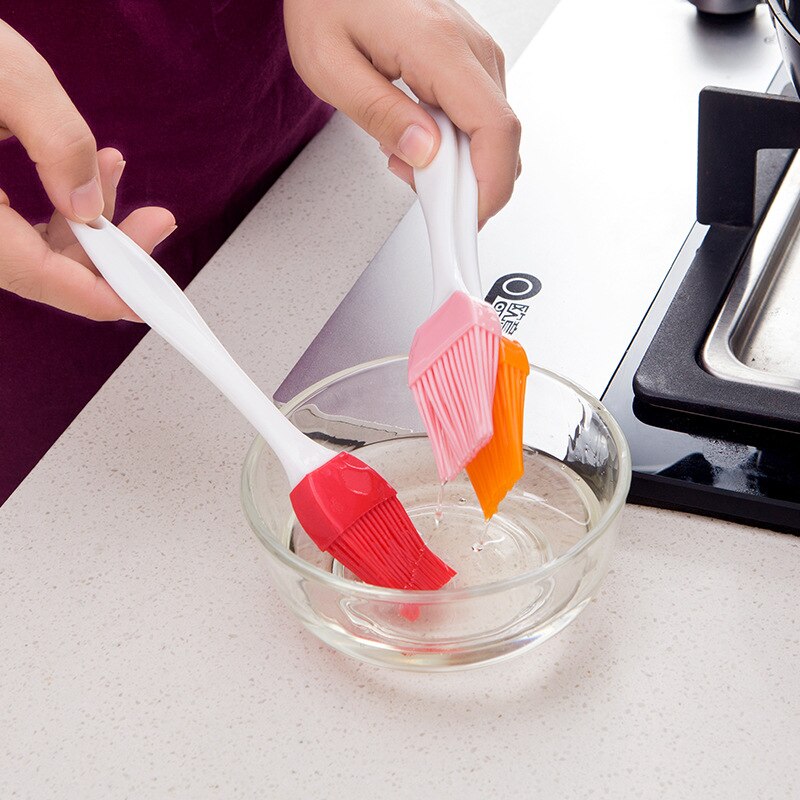 Mini Silicone Pastry Oil Brush DIY Baking BBQ Basting Brush High Temperature Resistant Barbecue Sweep Cream Brushes Kitchen Tool
