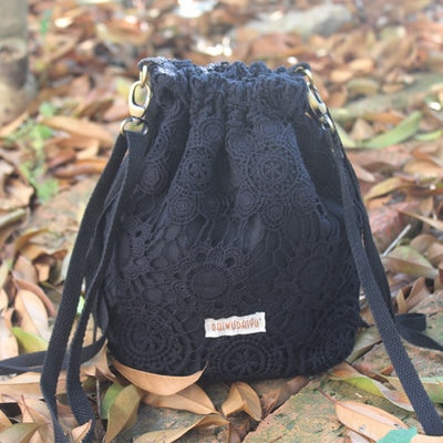 Sac seau en dentelle pour femmes, petit sac à main frais à bandoulière diagonale avec cordon