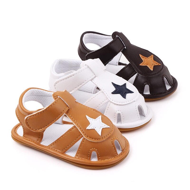 Sommar baby pojkar andas mockasiner halkskydd skor baotou sandaler småbarn mjuka sulor sneakers 0-12 månader dropshipper