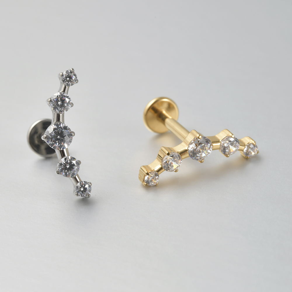 1pcs G23 Solid Titanium CZ Paard oog Bloem Kraakbeen Oorbel Stud 16G Intern Schroefdraad Zon Helix oor Tragus Piercing Sieraden: Black / Gerhodineerd