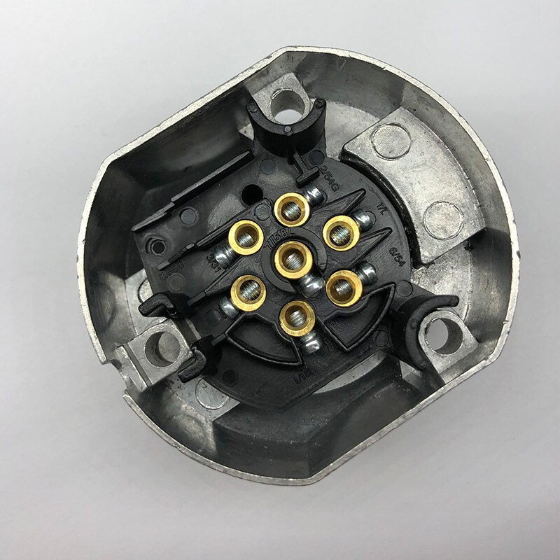 Truck accessories 12V 7pin aluminum Trailer Socket female Waterproof trailer accessories Trailer Parts caravan accessories