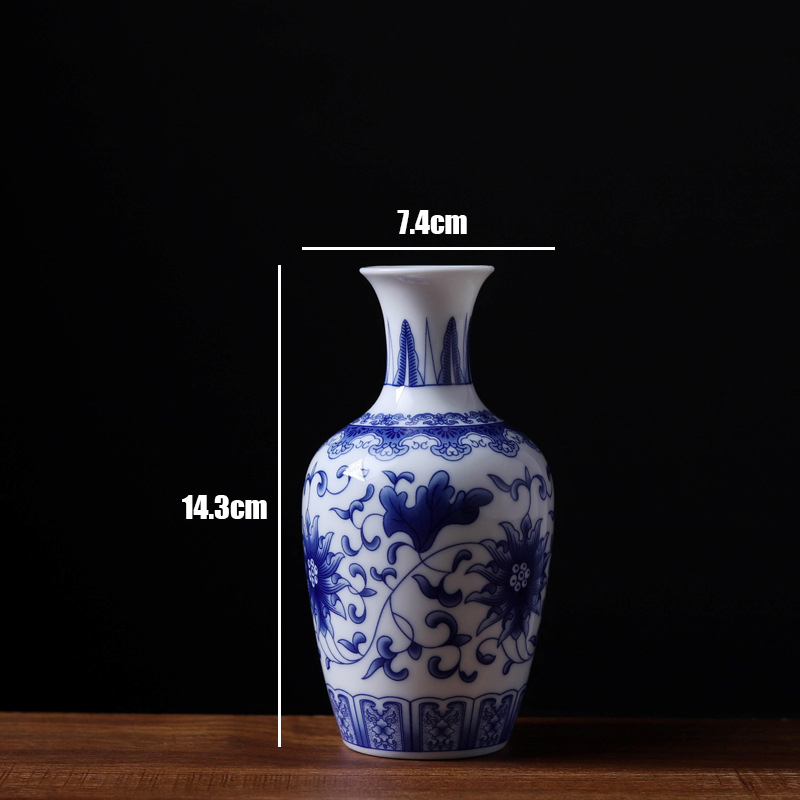 Chinese Style Blue and White Porcelain Vase Mini Vase Small Ornaments Ceramic Crafts Complex Home Decoration Dried Flower Vase: A