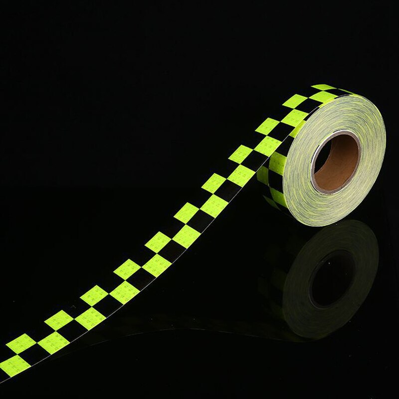 5 cm x 45m dubbele kleuren geruite reflecterende sticker voor waarschuwingstape voor vrachtwagenachterkanten in winkelcentra