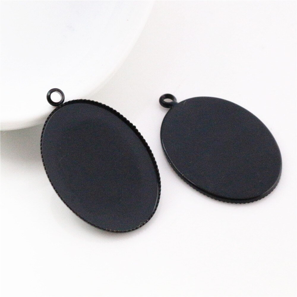 10 Pcs 18X25 Mm 6 Kleuren Plated Copper Oval Tand Cabochon Base Cameo Instellingen Cabochon Cameo base: Black