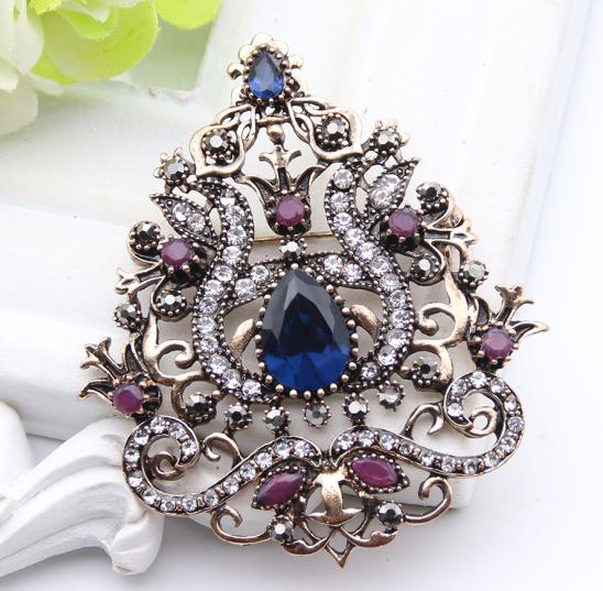 Romantic Flower Morocco Brooch Gold Color Rhinestone Women Brooches Lapel Hijab Scarf Pins Ladies Wedding Party Festival: 001