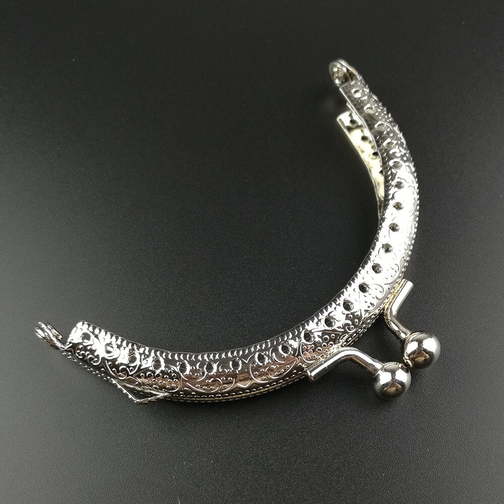 20PCS Smooth Coin Purse Frames 8.5cm Silver Purse Metal Frame Kiss Clasp DIY Sew Bags Clutch Accessories Sewing Handbag Handle: Slive