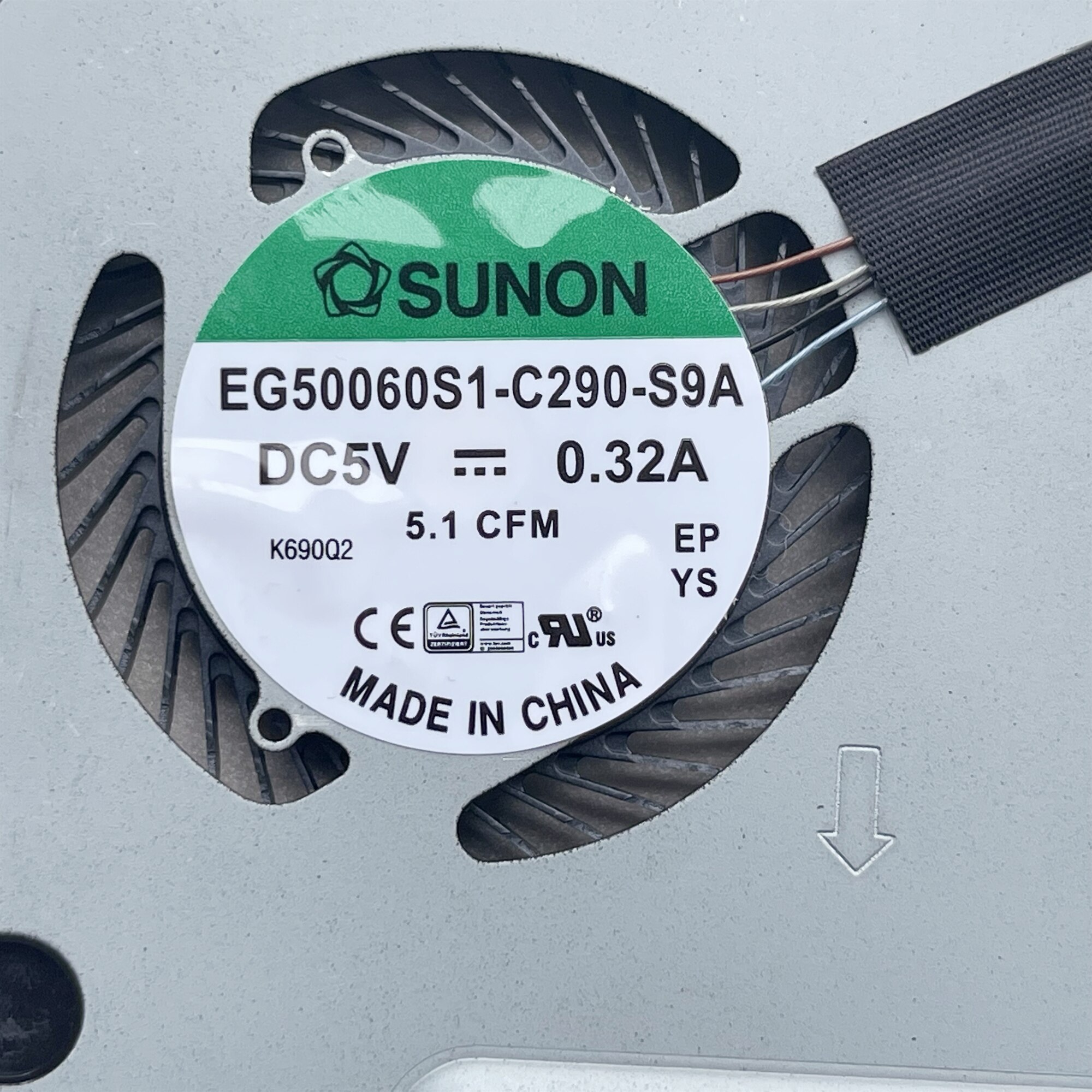 LSC Original For DELL Alienware 13 R3 Laptop Heatsink With Fan AT1Q7002SS0 AT1Q7001SS0 CN-0MTCH7 MTCH7 CN-09NNY1 CN-05H8Y5