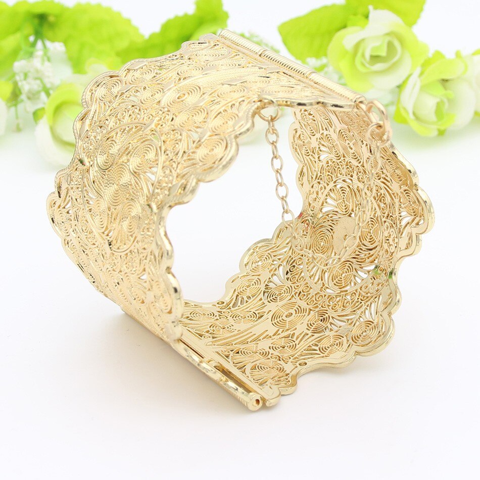 Sunspicems-brazalete con borde ondulado para mujer, brazalete grande con flor hueca, Color dorado, joyería marroquí para boda: gold
