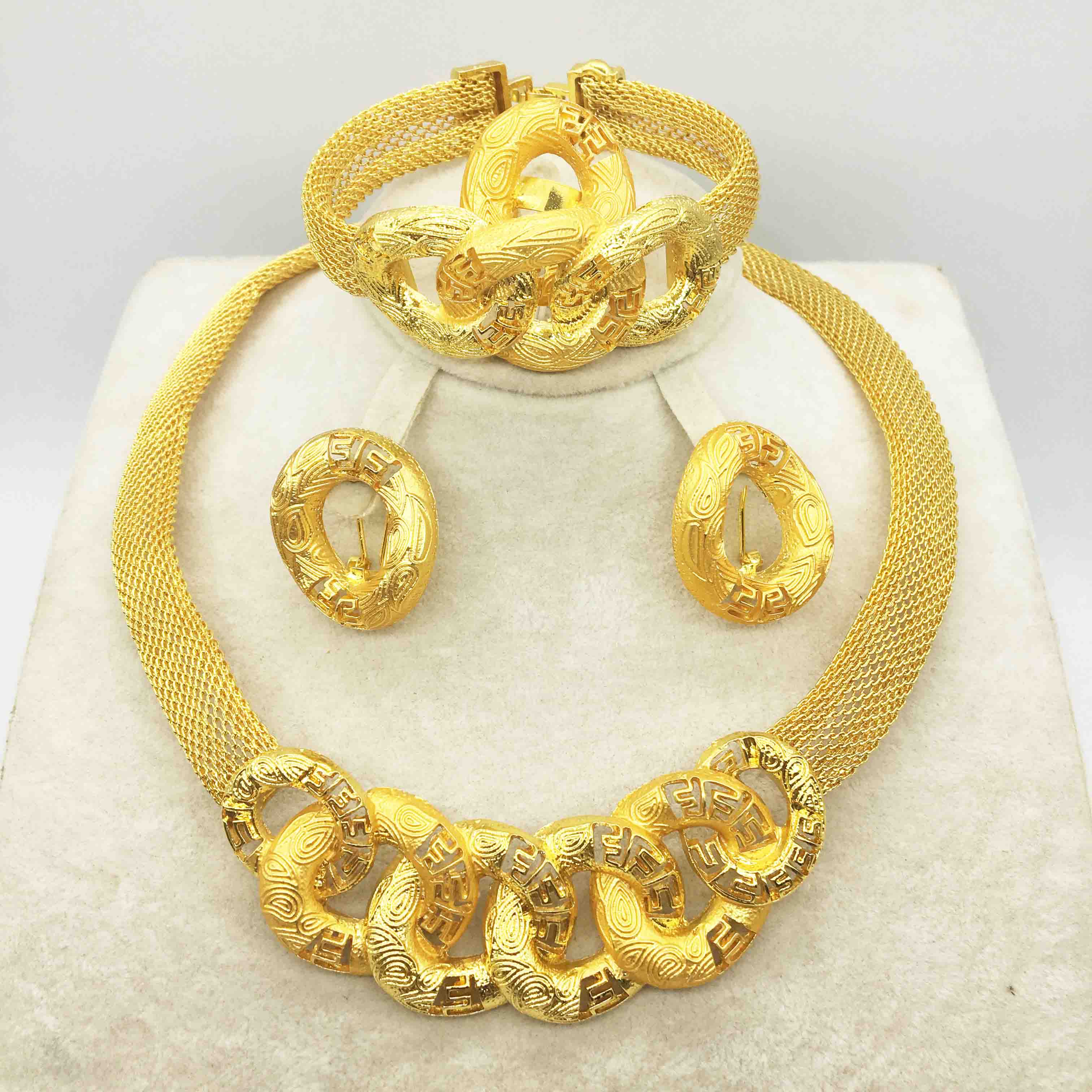 Italienske guldfarvede smykker til kvinders afrikanske perlesmykker smykker halskæde øreringe armbåndssmykker: Guldfarve