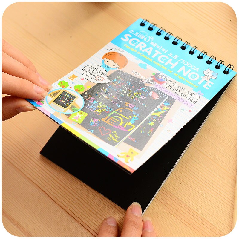 Cuaderno de 10*14cm con grafiti de Color mágico, papel para Raspar con arcoíris, cuaderno de notas, cuaderno de dibujo negro DIY, pintura a raspado, Garabato para niños B001
