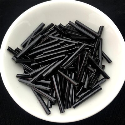 500g/ pakke 2.5*20mm lang størrelse sølv kerne tjekkisk glas frø bugle perler rør til smykker beklædningsgenstand tilbehør perler til tøj: Solid sort