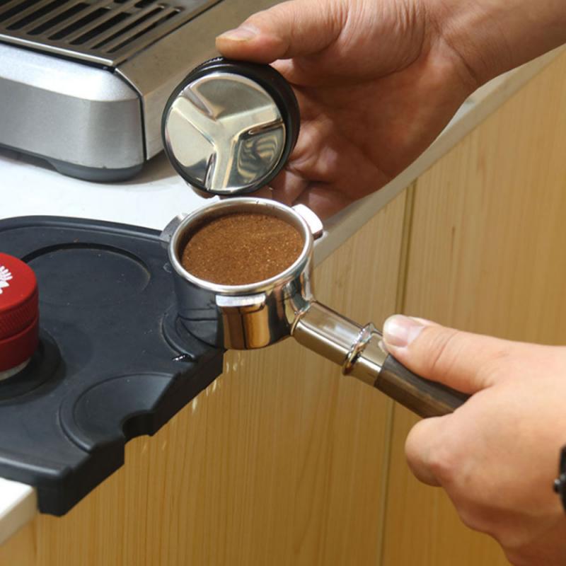 Portafiltro Senza Fondo Da 51 Mm Per Macchina Da Caffè, Con Cestello In Acciaio Inox E Manico In Legno Di Sequoia. A 2 Orecchie, Staccabile, Per Un'estrazione Perfetta.