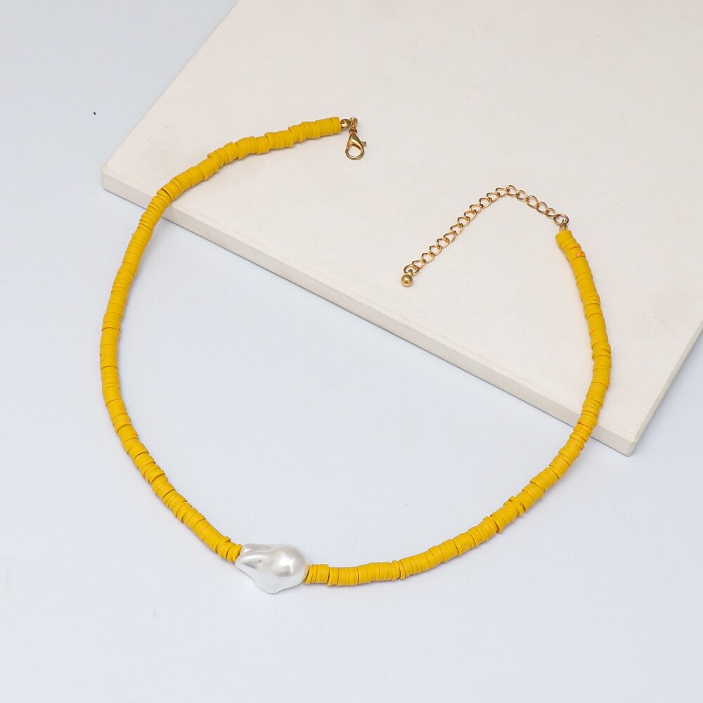 Collar bohemio de arcilla polimérica para mujer, gargantilla de perlas barrocas con cuentas amarillas, joyería hecha a mano para la playa: NA067-8