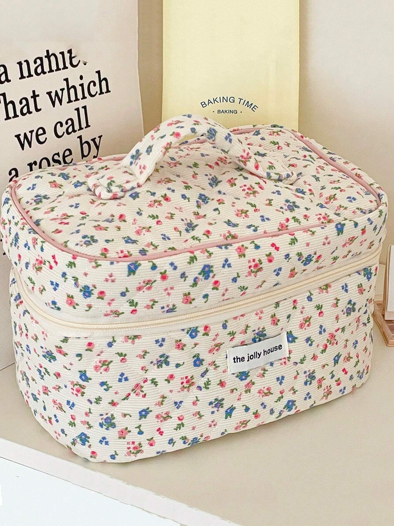 Lovely Floral Stitching Corduroy Cosmetic Bag For Storing Skin Care ltems Lipsticks Accessories Travel Necessity Birthday