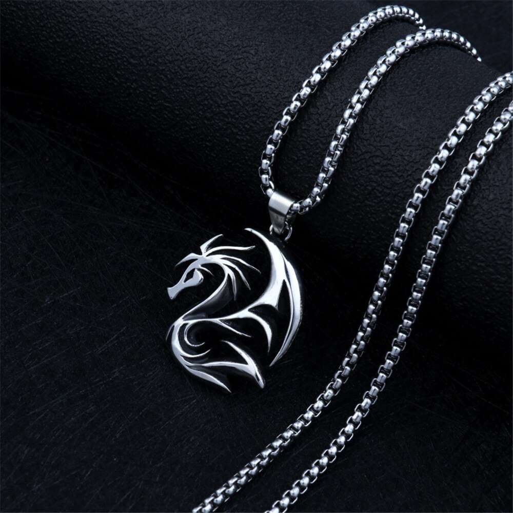 Vlam Flying Dragon Hanger Europese En Amerikaanse Dominante Mannen Ketting Titanium Staal Legering Zodiac Retro Hanger Ketting