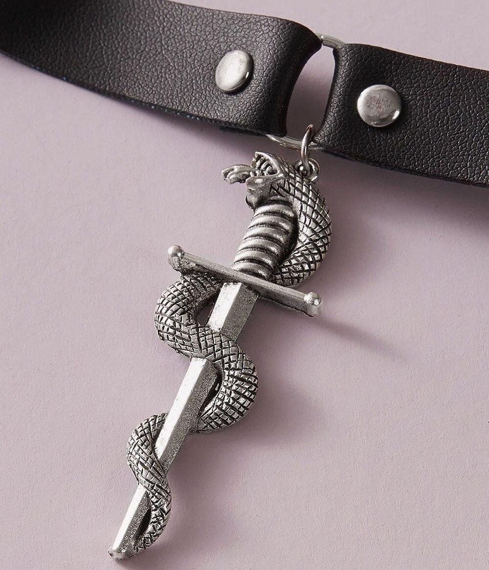 Modyle Silver color Snake Sword Choker Necklaces For Women Trendy Necklace Pendants Top Quantity Necklace Jewelry