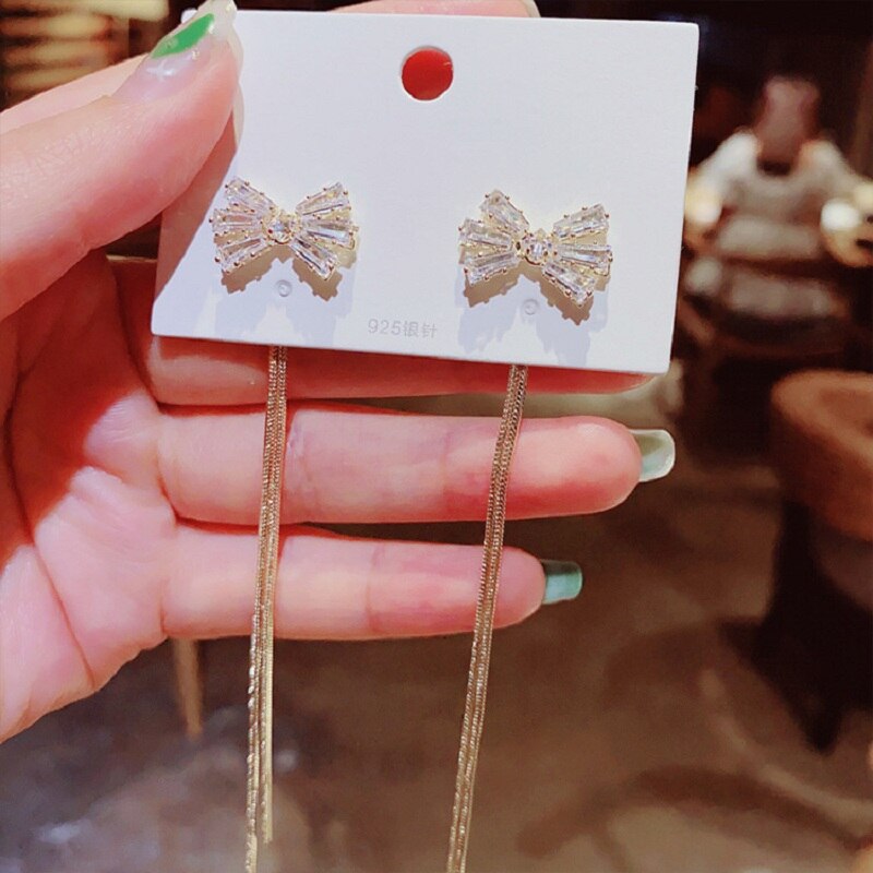 Exknl Zinc Alloy Trendy Butterfly Women Dangle Earrings For Women Korean Long Crystal Earrings Feminine Tassels Grape Jewel