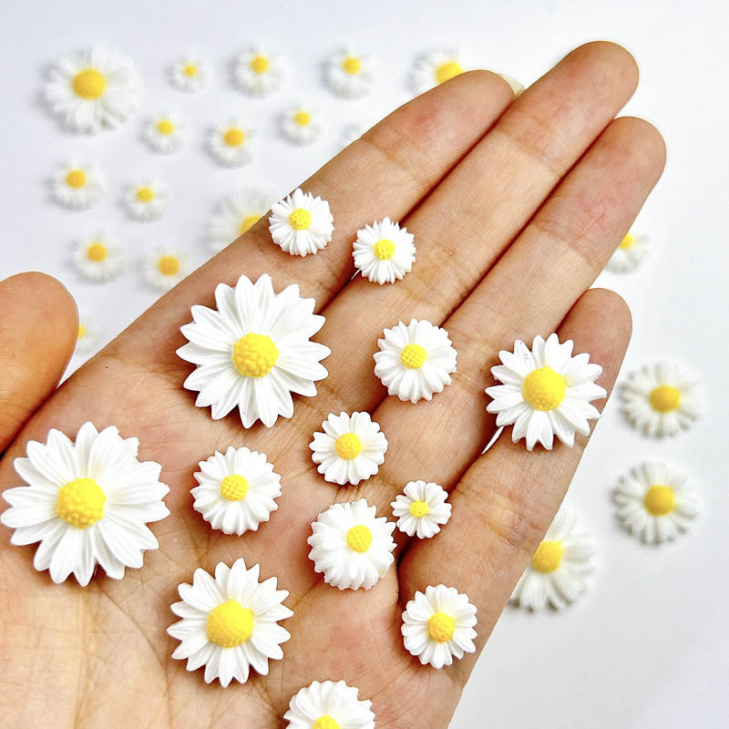 50 Uds. De Mini dijes de margaritas de resina 3D para uñas, flores blancas, decoración artística de uñas de verano, accesorios de manicura DIY, manualidades