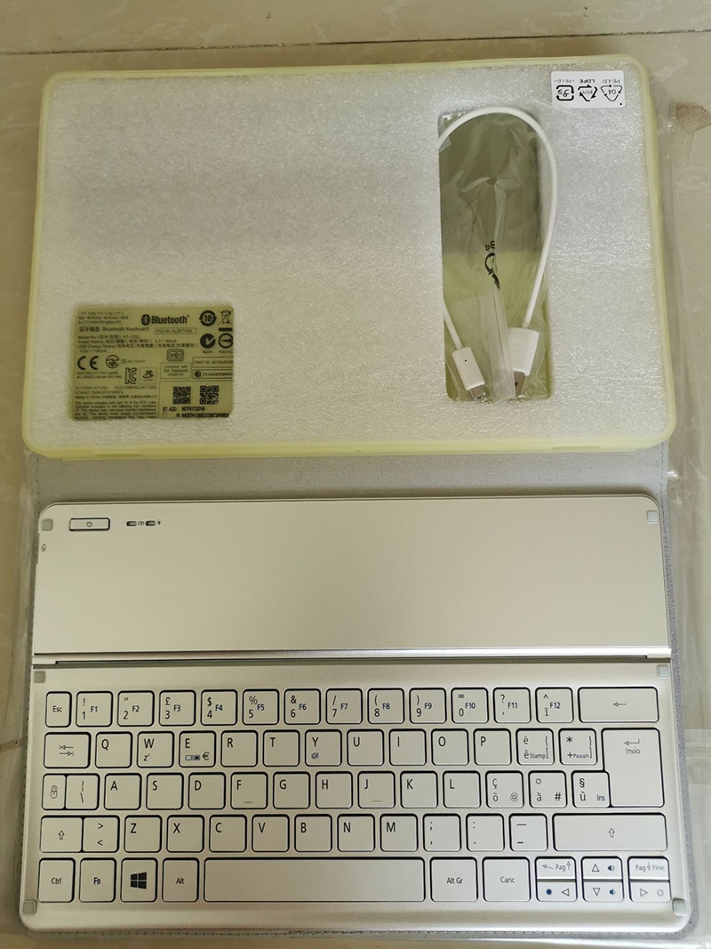 11 Inch Toetsenbord Voor Acer KT-1252 W700 W701 P3-171 P3-131 Silver Us Layout Wifi Bluetooth Toetsenbord