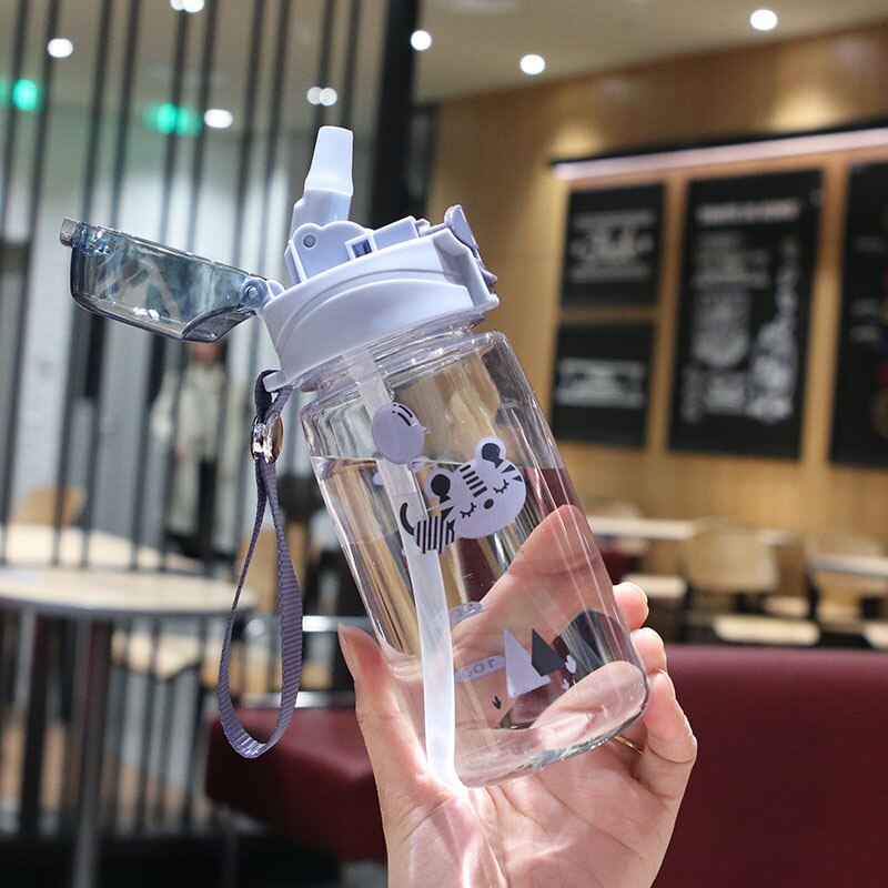 Bottiglie di acqua per bambini che bevono bottiglie di acqua scolastiche per bambini per bambini bottiglie di plastica carine con cannuccia
