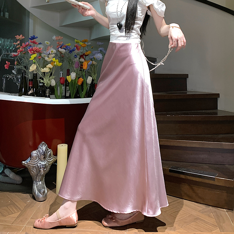 Midaxi-kjol i satin för kvinnor, böljande sjöjungfrukjol med trumpetkant, hög midja och a-linjeformad passform, vårsommar och höstkjolar: S / Rosa