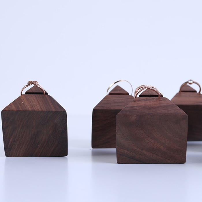 Brown Solid Wood Ring Display Holder Ring Display Showcase Jewelry Display Rack