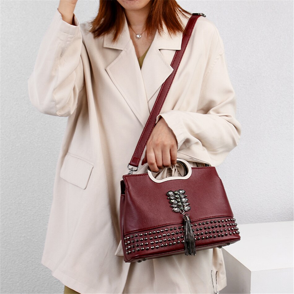 Luxe handtassen en tassen schoudertassen voor vrouwen handtassen met ketting en kwastjes crossbody tas