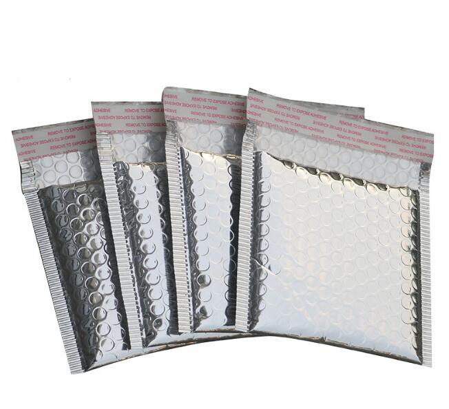 50 Pcs Verpakking Bubble Mailers Zwart Papier Gevoerde Enveloppen Bag Bubble Mailing Envelop Tas 15*13 Cm + 4 Cm: silver