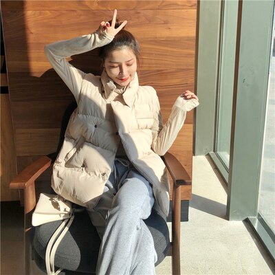 Vrouwen Winter Mouwloze Vesten 3 Kleuren Herfst Bedekt Knop Casual Warm Uitloper Jas Zwart Wit Vrouwelijke Vest: New Arrival Beige