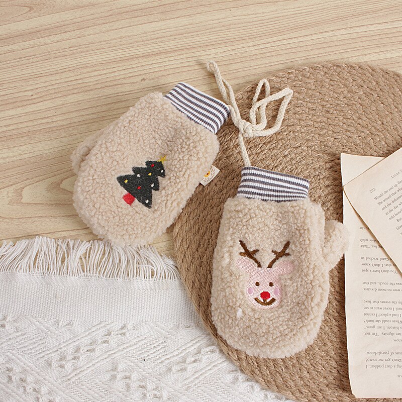 Macaron kleur kerst wind kinderhandschoenen winter fluweel kerstboom cartoon hert babymeisje halter handschoenen 2-6t: Ah2755 beige