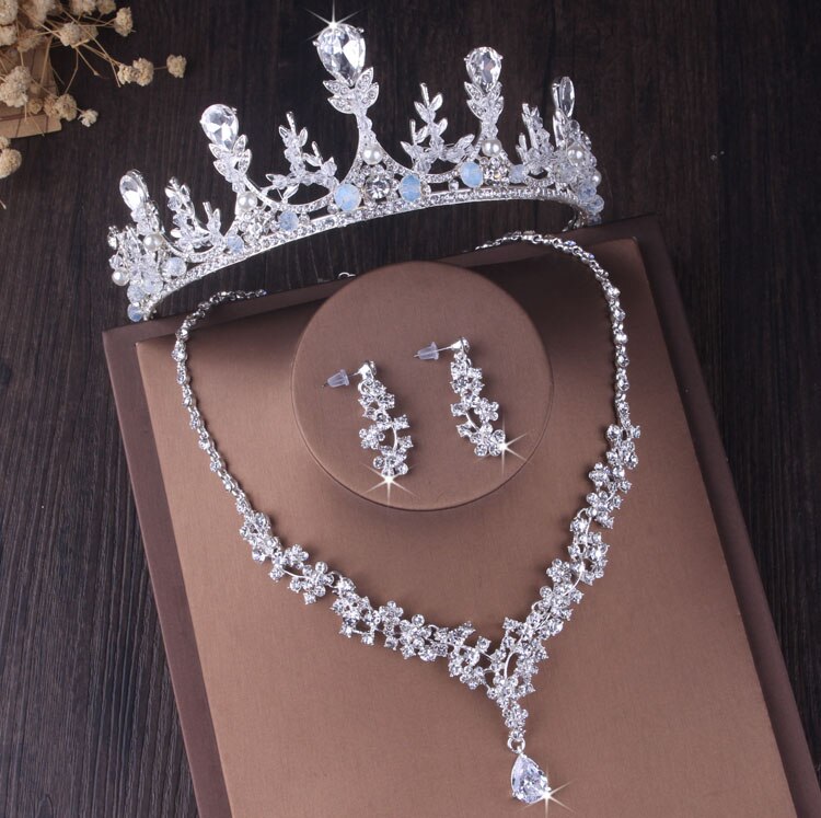 Folhas de luxo Contas de Cristal Conjunto De Jóias de Noiva Strass Coroa Tiara Colar Brincos Set Casamentos Beads Africanos Conjuntos de Jóias: 3Pcs Jewelry Set