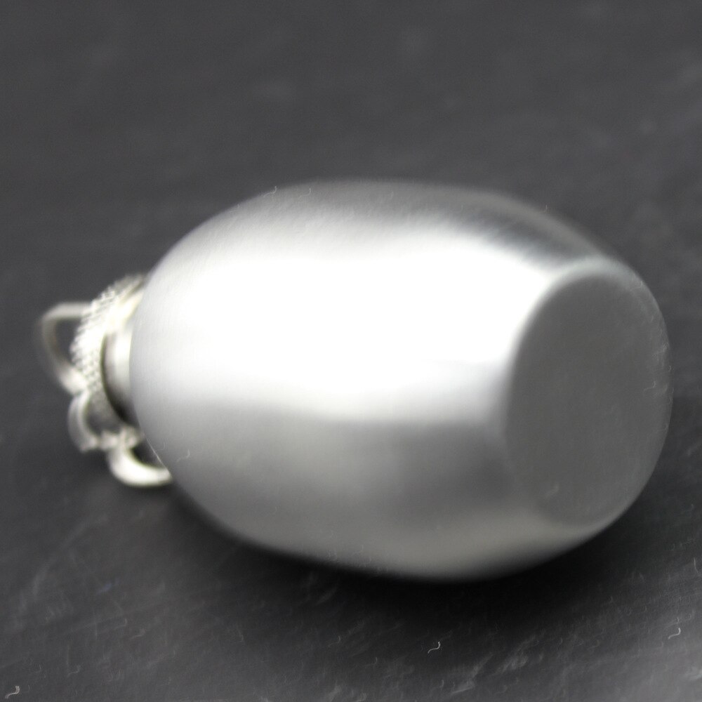 2oz Stainless Steel Mini Hip Flask with Keychain Screw Cap Portable Alcohol Flask Liquor Whiskey Bottle Outdoor Travel