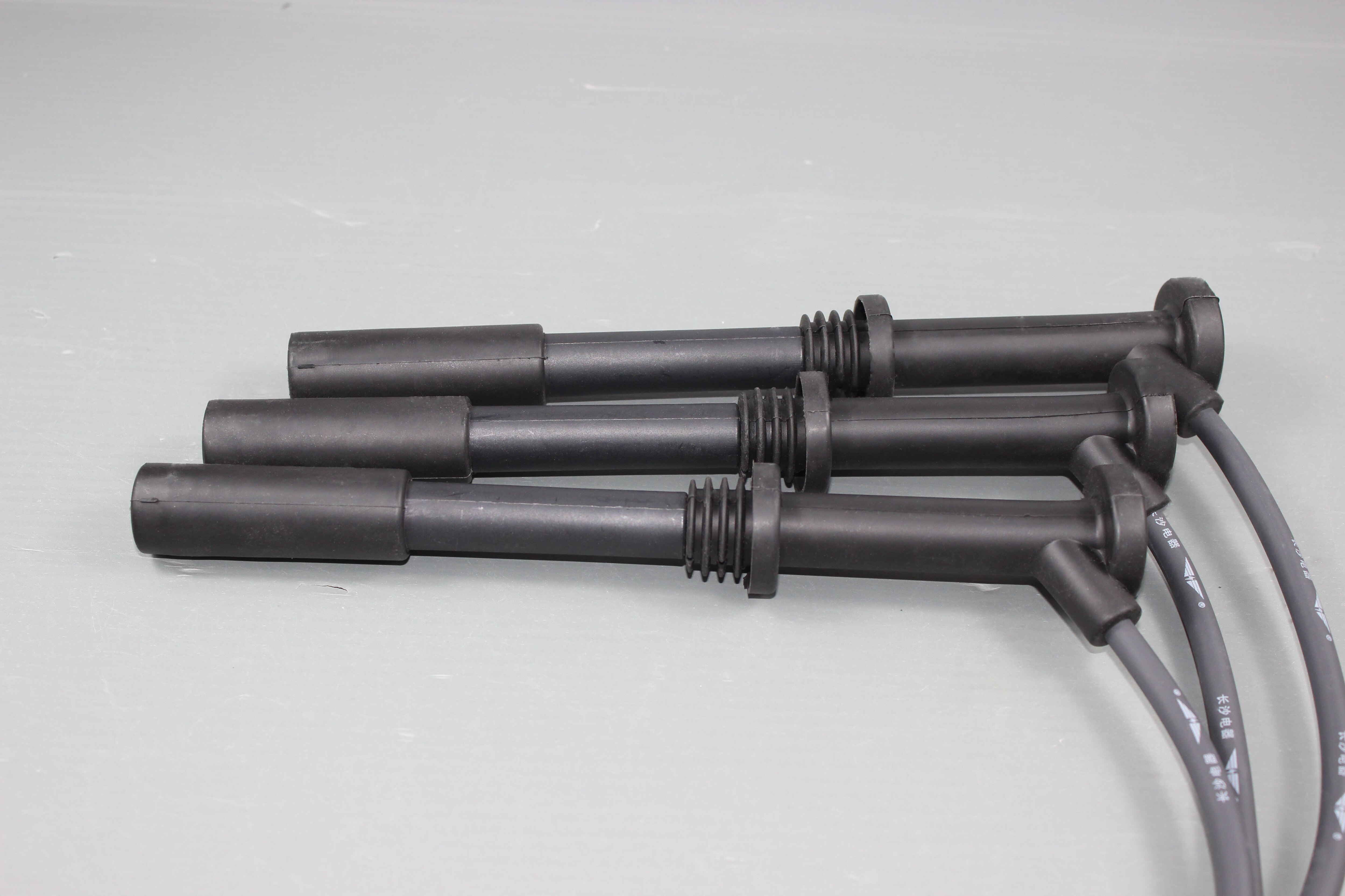 Câble de bobine d'allumage pour Chery QQ0.8 (système 372Siemens) OE:S11-3707020-40