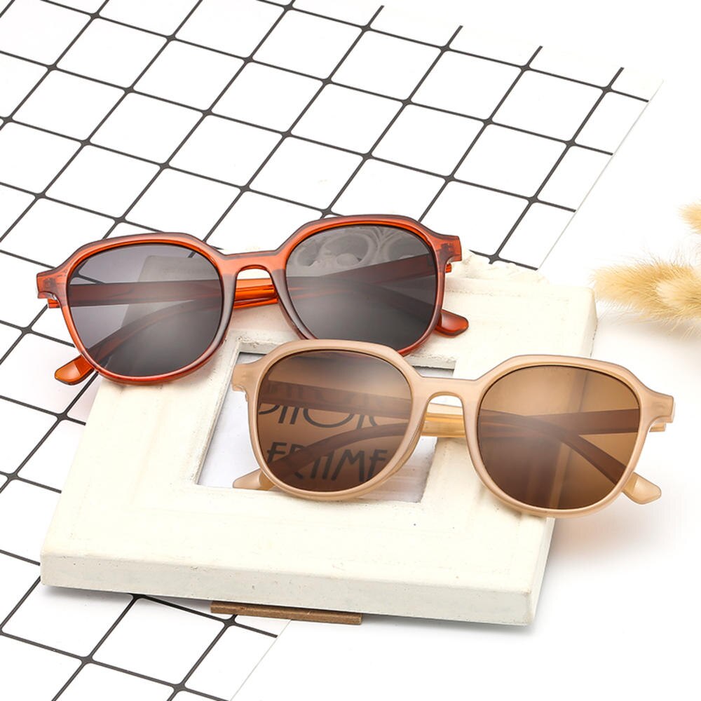 1 ud. Gafas de sol Retro tipo ojo de gato mujeres hombres salvaje marco redondo gelatina Color gafas de sol espejo UV400 conducción gafas