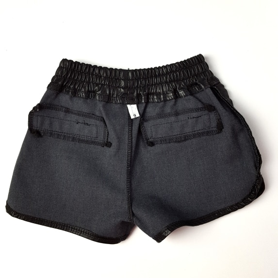 Sommer forår baby pigeshorts imiteret læder drengeshorts unisex børnetøj småbørns pu shorts til piger tøj menina