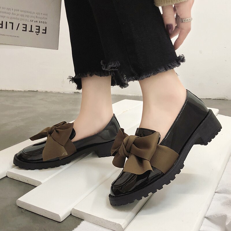 Plus Size Oxfords Vrouwen Schoenen Vrouwelijke Flats Boog Knoop Loafers Platform Slip Solid Zwarte Lakschoenen Vrouw Dames schoenen